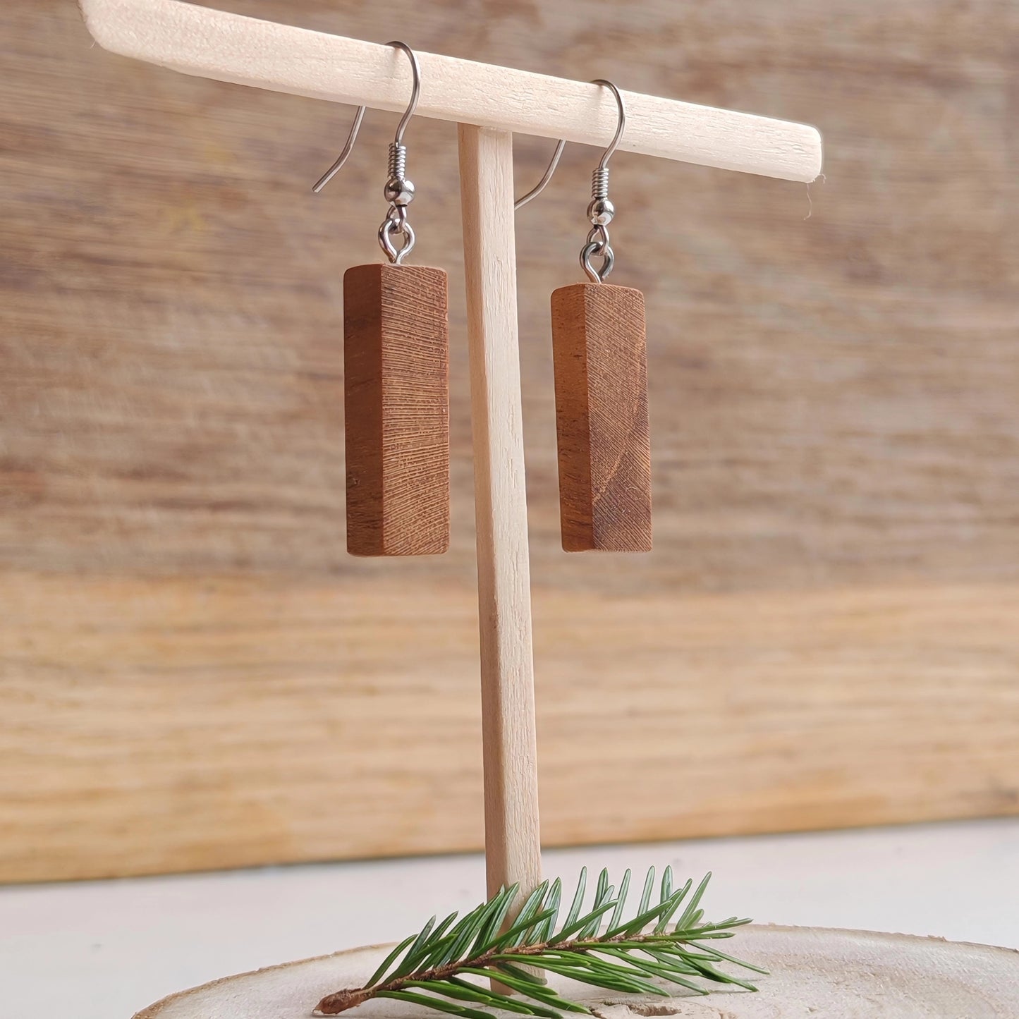 Tiikki - Öljysävytetty